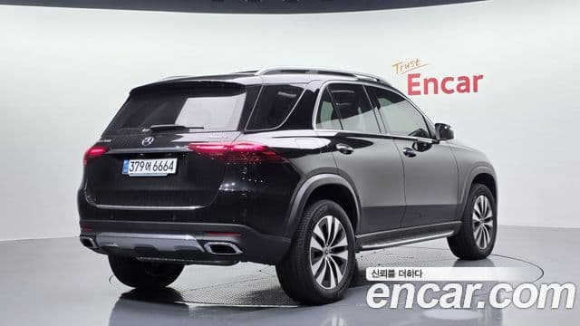 Mercedes-Benz GLE-Class 2025 — Photo 14/36