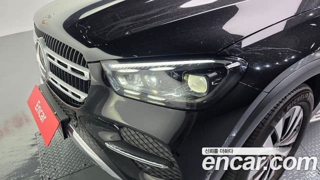 Mercedes-Benz GLE-Class 2025 — Photo 23/36