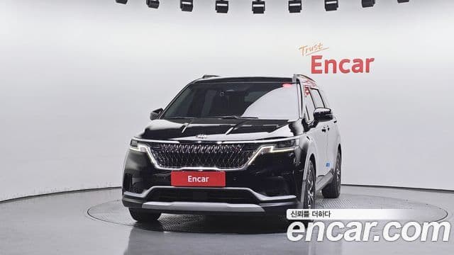 Kia Carnival 2021 — Фото 3/20