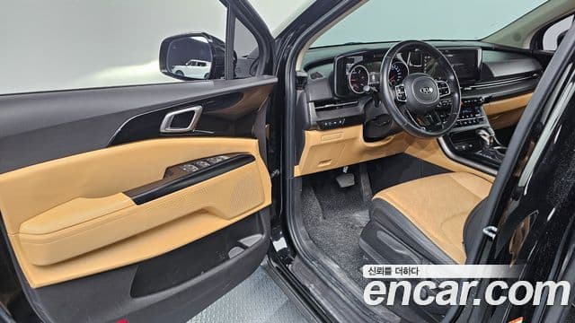 Kia Carnival 2021 — Фото 10/20