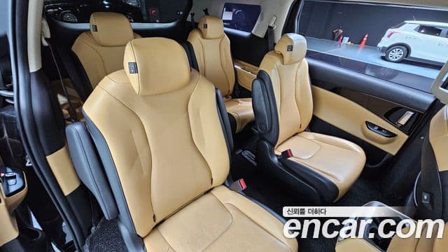 Kia Carnival 2021 — Фото 11/20
