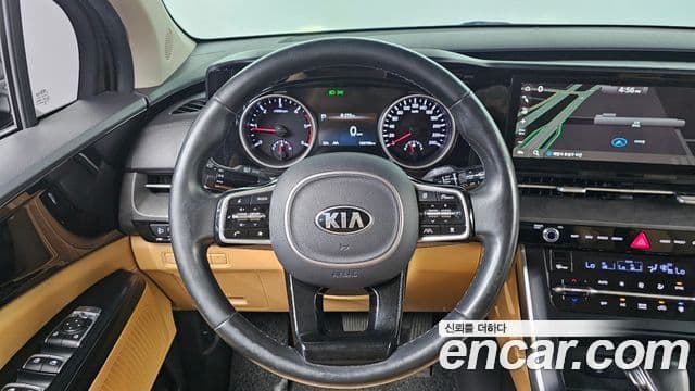 Kia Carnival 2021 — Фото 15/20