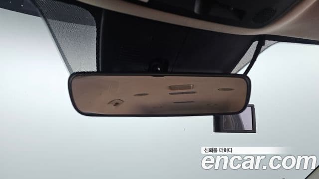 Kia Carnival 2021 — Фото 19/20