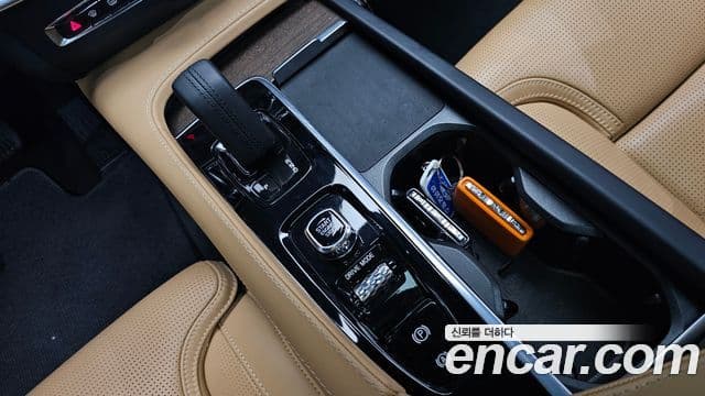 Volvo V90 Cross Country 2021 — ფოტო 9/20