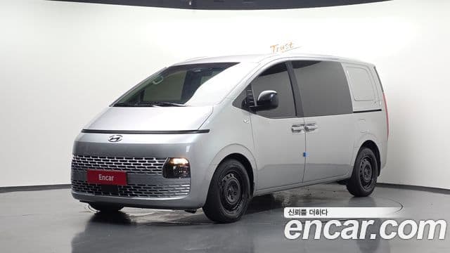 Hyundai Staria 2022 — ფოტო 1/20