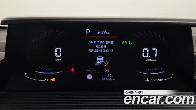 Hyundai Staria 2022 — ფოტო 8/20