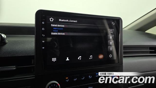 Hyundai Staria 2022 — ფოტო 17/20