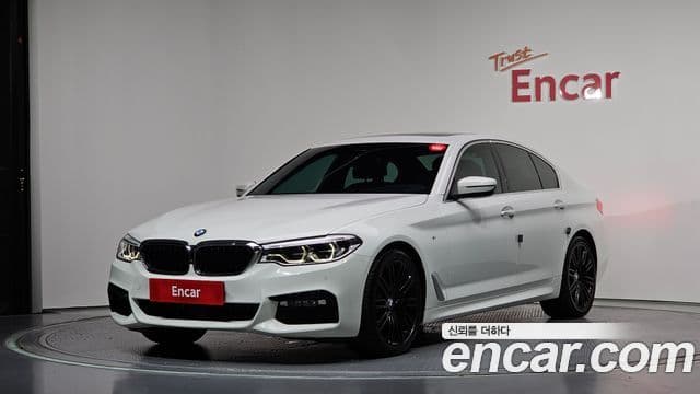 BMW 5 Series 2018 — Фото 1/20