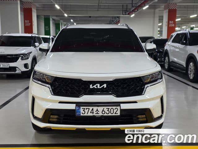 Kia Sorento 2022 — Фото 2/20
