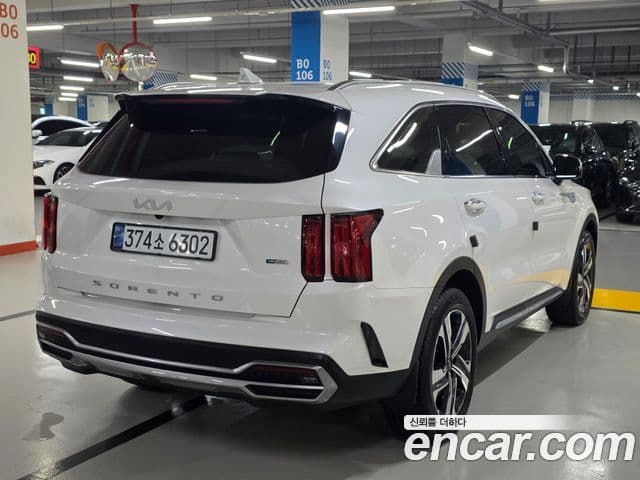 Kia Sorento 2022 — Фото 3/20