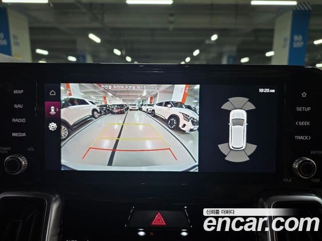 Kia Sorento 2022 — Фото 8/20