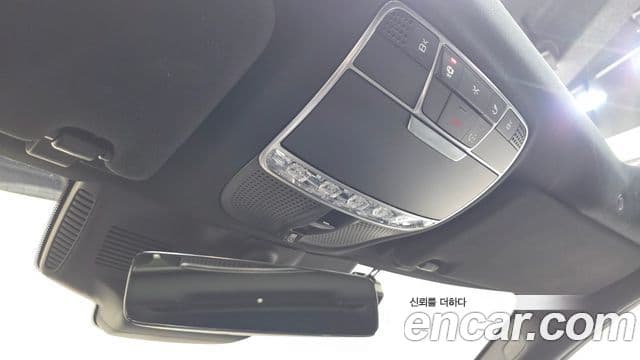 Mercedes-Benz S-Class 2020 — Photo 31/37