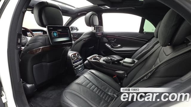 Mercedes-Benz S-Class 2020 — Photo 16/37