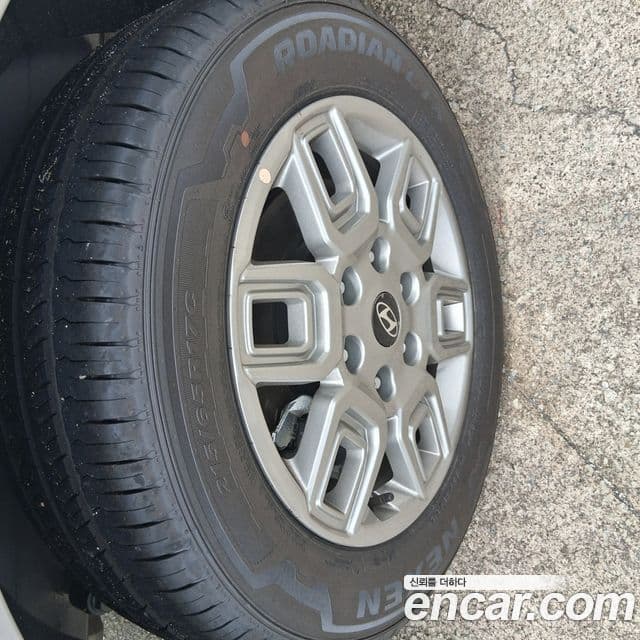 Hyundai Staria 2026 — ფოტო 4/20