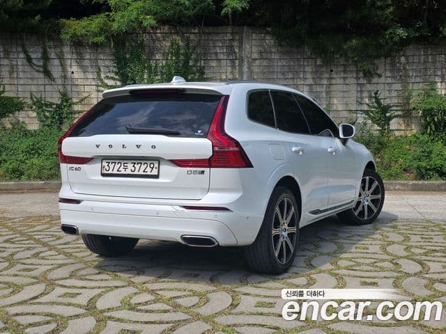 Volvo XC60 2020 — Şəkil 2/20