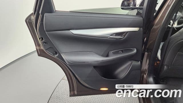 Infiniti QX50 2019 — Photo 6/31
