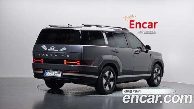 Hyundai Santa Fe 2025 — ფოტო 2/20