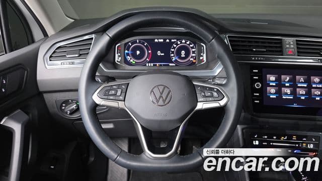 Volkswagen Tiguan 2022 — Şəkil 14/20