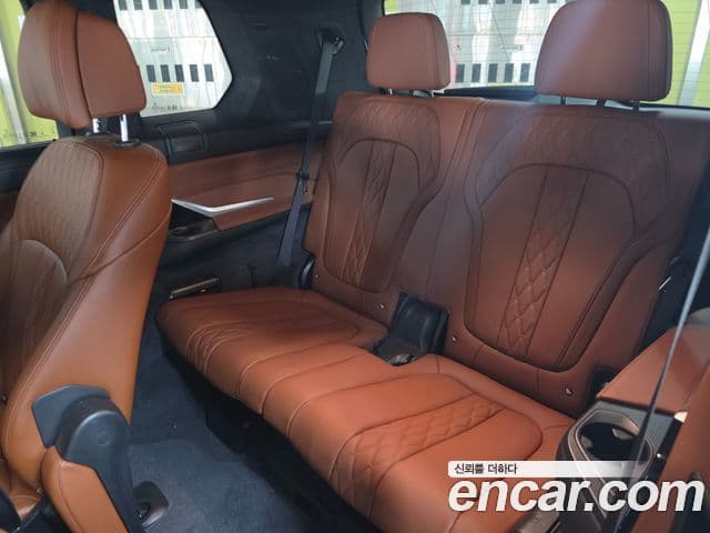 BMW X7 2025 — ფოტო 10/20