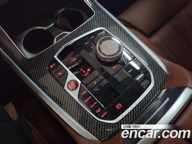 BMW X7 2025 — ფოტო 14/20