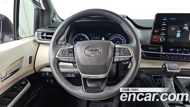 Toyota Sienna 2024 — Şəkil 13/20