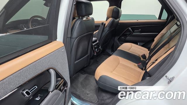Land Rover Range Rover Sport 2025 — Фото 11/20