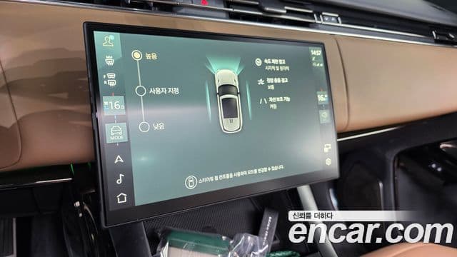 Land Rover Range Rover Sport 2025 — Фото 16/20