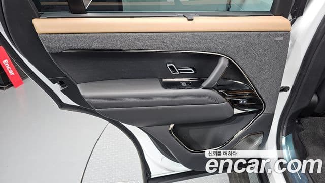 Land Rover Range Rover Sport 2025 — Photo 13/38