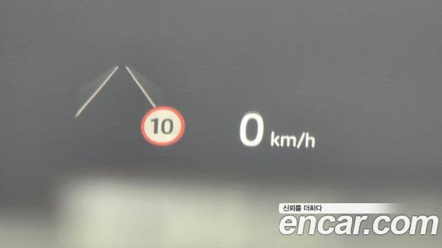 Land Rover Range Rover Sport 2025 — Photo 30/38
