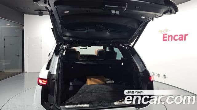 Land Rover Range Rover Sport 2025 — Photo 35/38