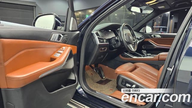 BMW X7 2021 — Şəkil 10/20