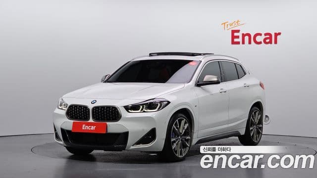 BMW X2 2022 — Фото 10/20