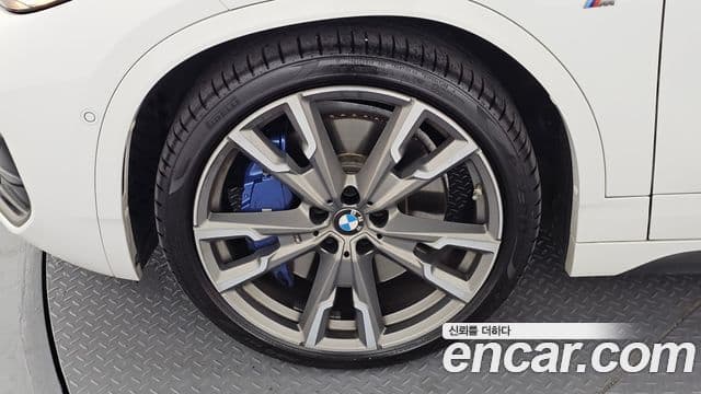 BMW X2 2022 — Фото 4/20