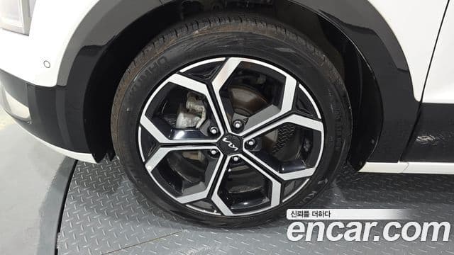 Kia Niro 2022 — ფოტო 5/20