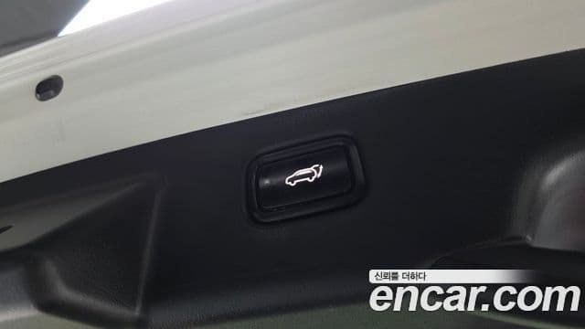 Kia Niro 2022 — ფოტო 20/20