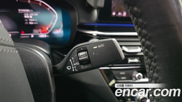 BMW 5 Series 2020 — Şəkil 18/20