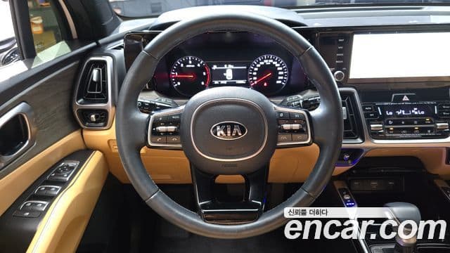 Kia Sorento 2021 — ფოტო 15/20