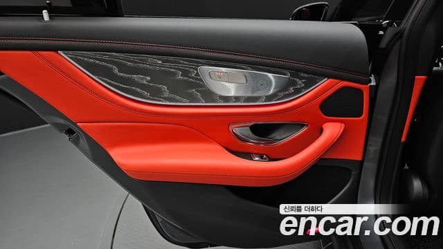Mercedes-Benz AMG GT 2024 — Photo 35/37