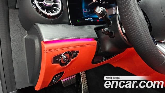 Mercedes-Benz AMG GT 2024 — Photo 20/37