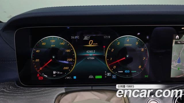 Mercedes-Benz E-Class 2023 — Фото 8/20