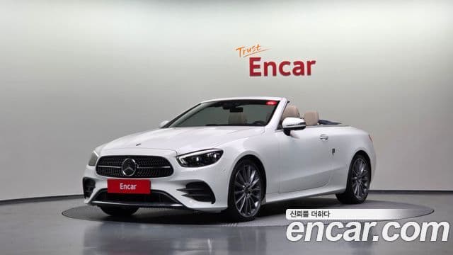 Mercedes-Benz E-Class 2023 — Photo 2/38