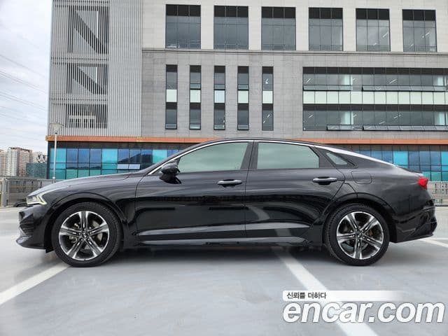 Kia K5 2020 — ფოტო 2/20