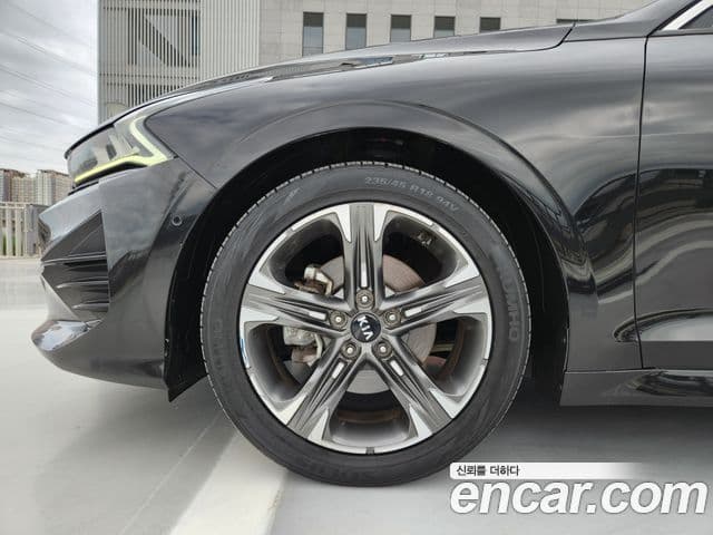 Kia K5 2020 — ფოტო 18/20
