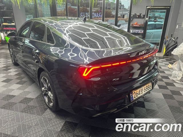 Kia K5 2021 — Şəkil 11/14