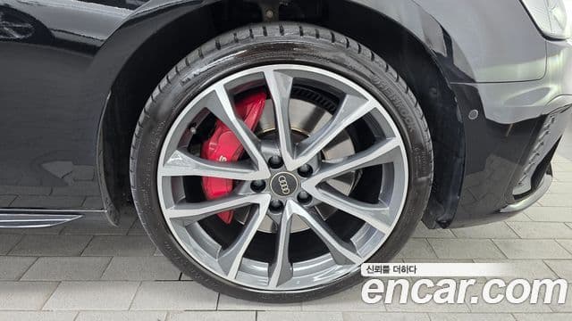 Audi S4 2022 — Photo 7/32