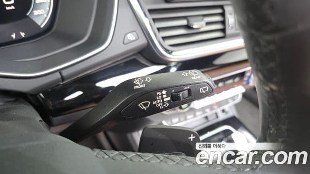 Audi Q5 2022 — ფოტო 19/20