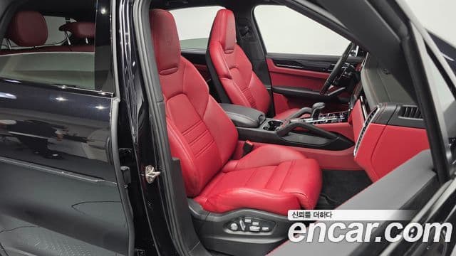 Porsche Cayenne 2021 — Şəkil 11/20