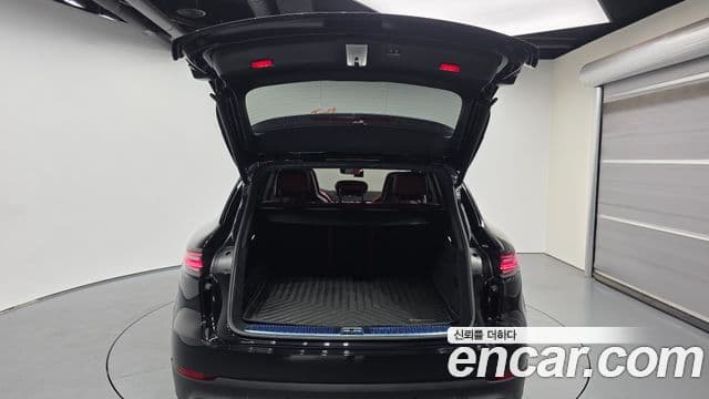 Porsche Cayenne 2021 — Şəkil 19/20