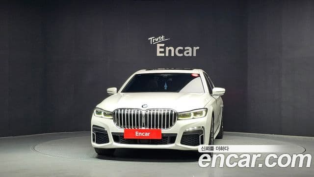 BMW 7 Series 2021 — ფოტო 3/20