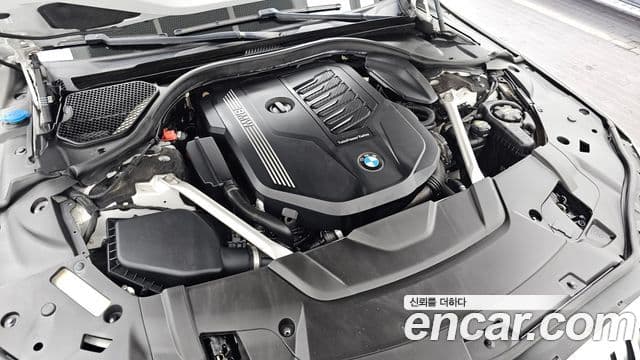 BMW 7 Series 2021 — ფოტო 6/20